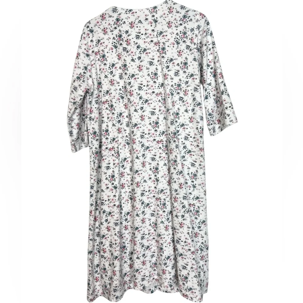 Vintage flannel nightgown housecoat housedress size M cottagecore floral grandma